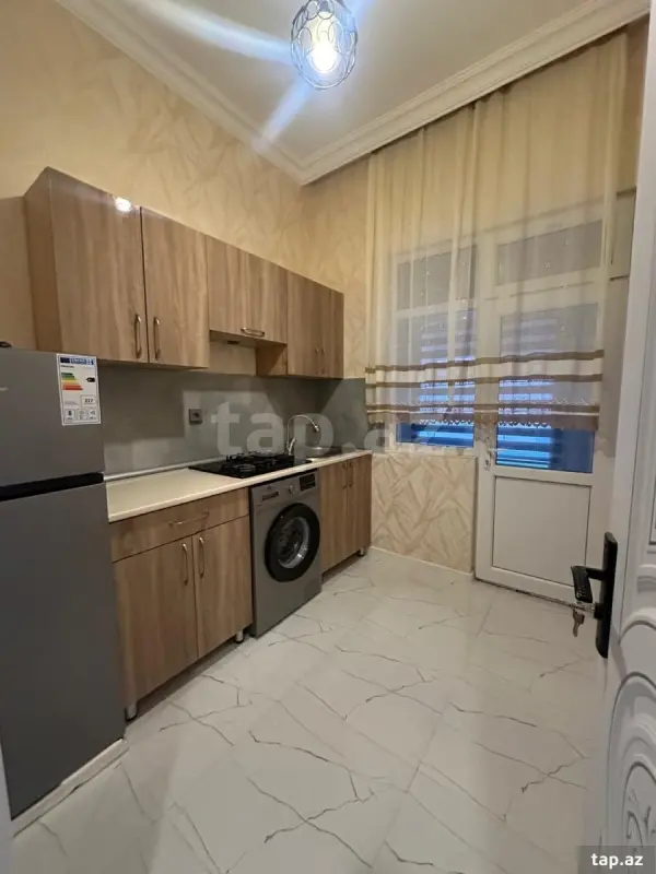 Kirayə verilir 2 otaqlı yeni tikili 60 m²
