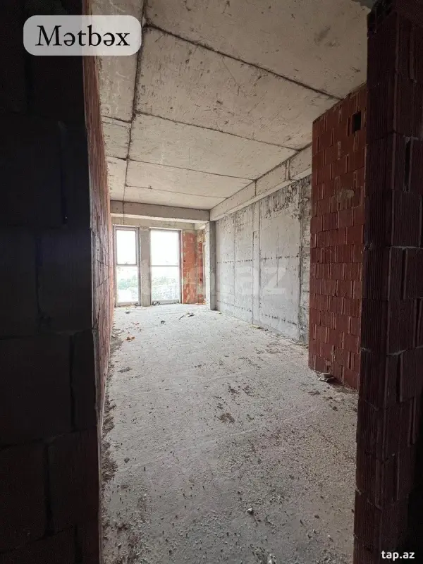 Satılır 4 otaqlı yeni tikili 170 m²