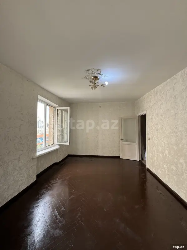 Satılır 1 otaqlı mənzil 33 m²