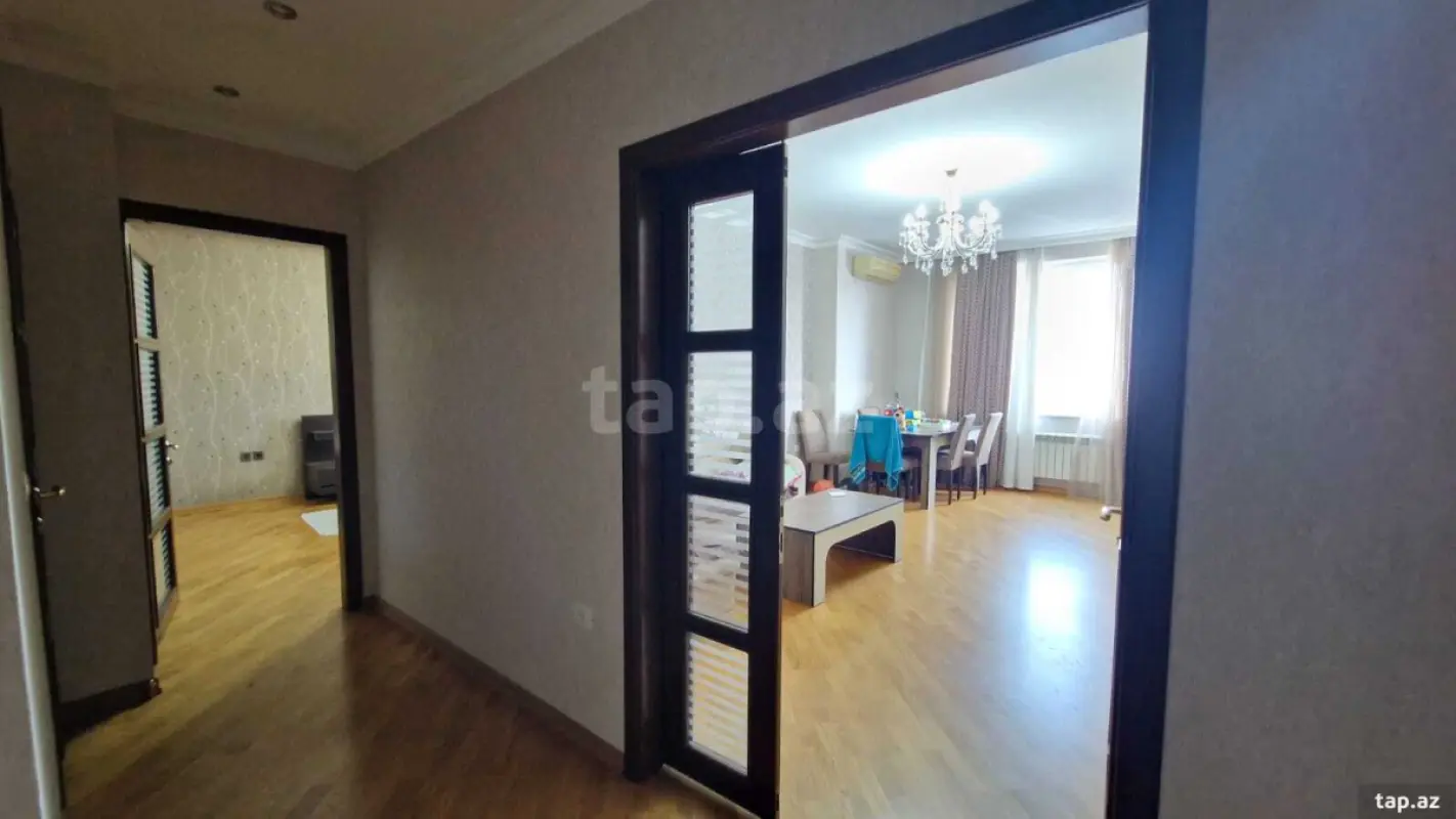 Satılır 2 otaqlı yeni tikili 100 m²