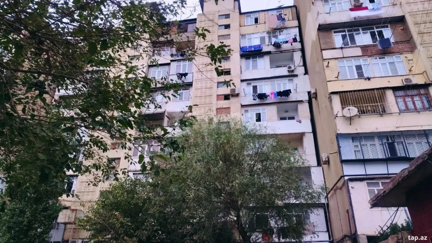 Satılır 2 otaqlı mənzil 64 m²