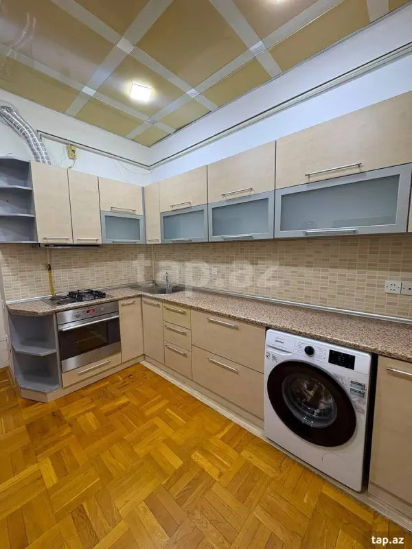 Satılır 2 otaqlı yeni tikili 77 m²