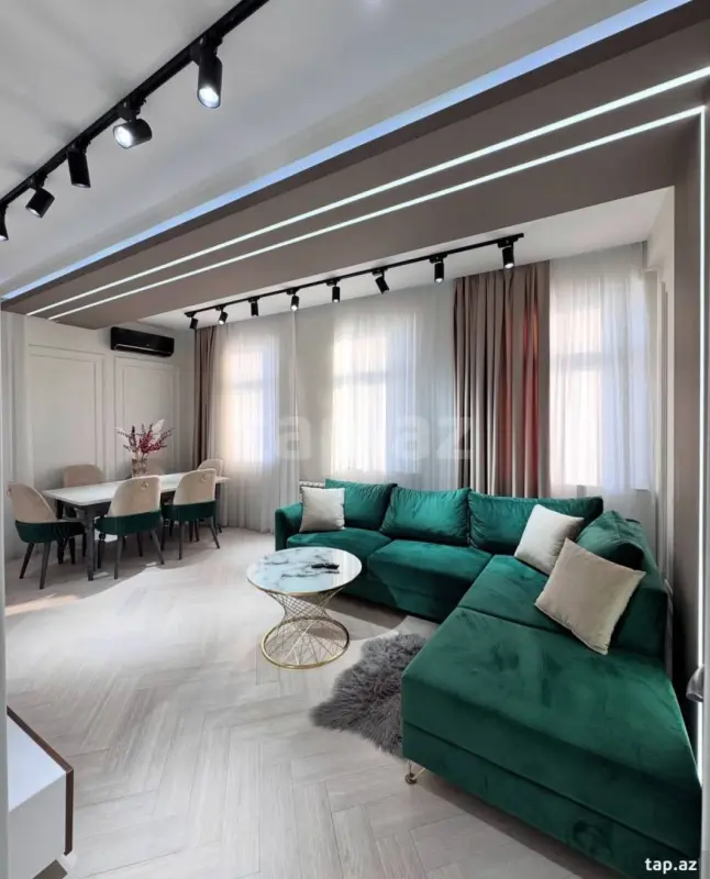 Kirayə verilir 3 otaqlı yeni tikili 125 m²