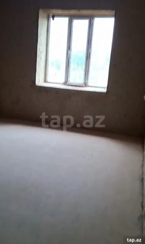 Satılır 5 otaqlı həyət evi 150 m²