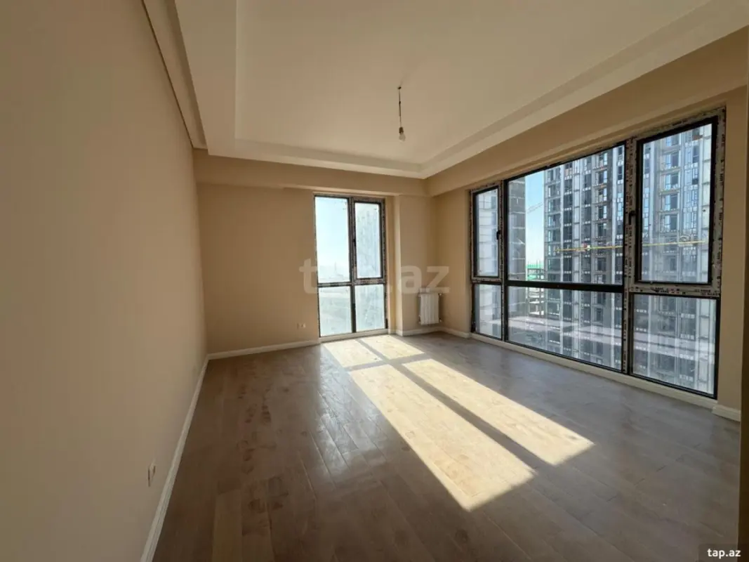 Satılır 2 otaqlı yeni tikili 64 m²