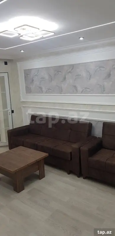 Satılır 3 otaqlı mənzil 47 m²
