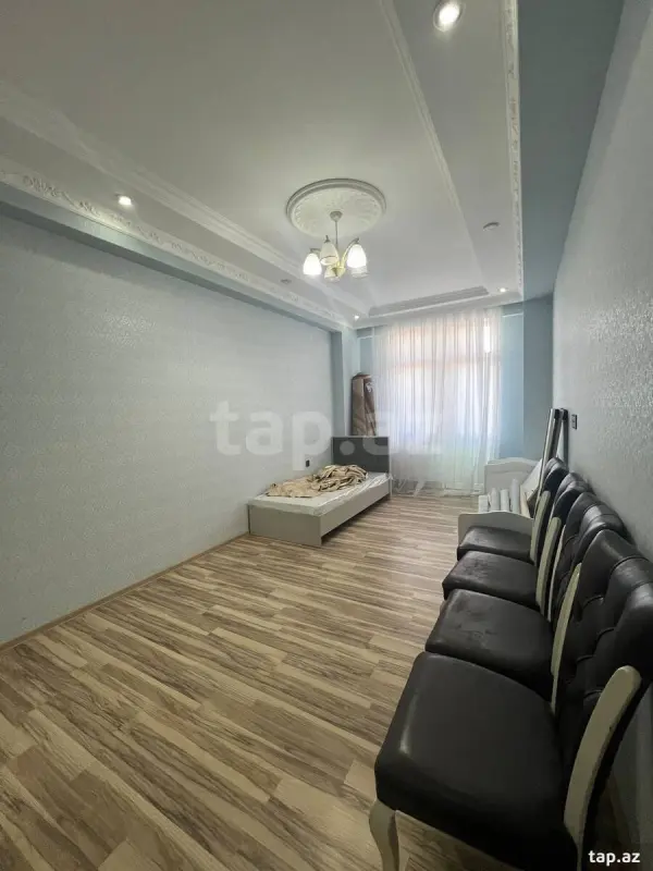 Kirayə verilir 3 otaqlı yeni tikili 100 m²