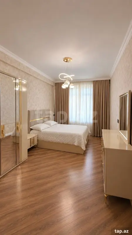 Satılır 3 otaqlı yeni tikili 82 m²