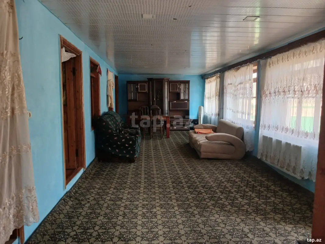 Kirayə verilir 2 otaqlı mənzil 40 m²