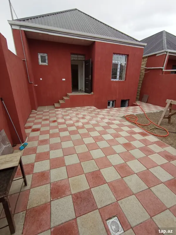 Satılır 3 otaqlı həyət evi 73 m²