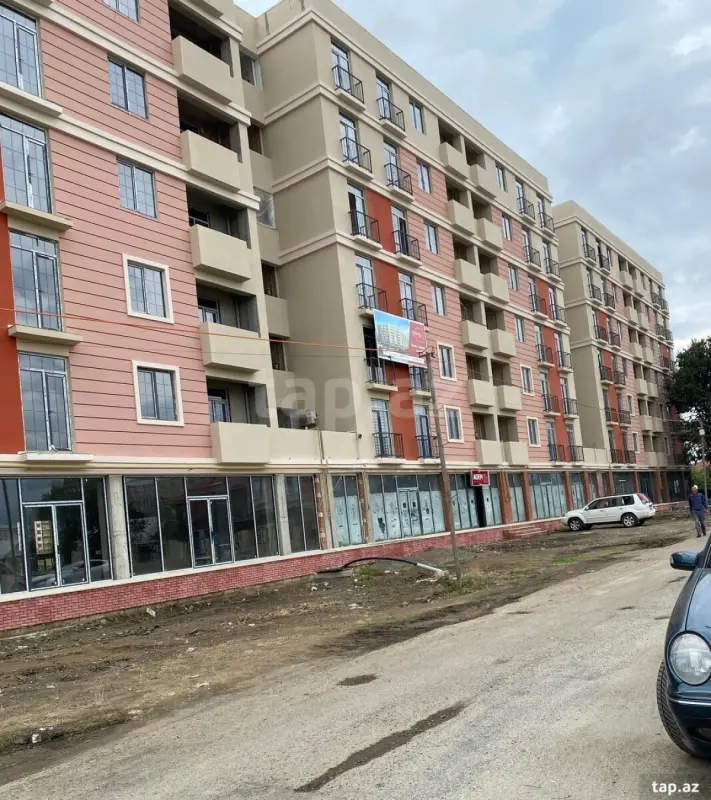 Satılır 2 otaqlı yeni tikili 79 m²