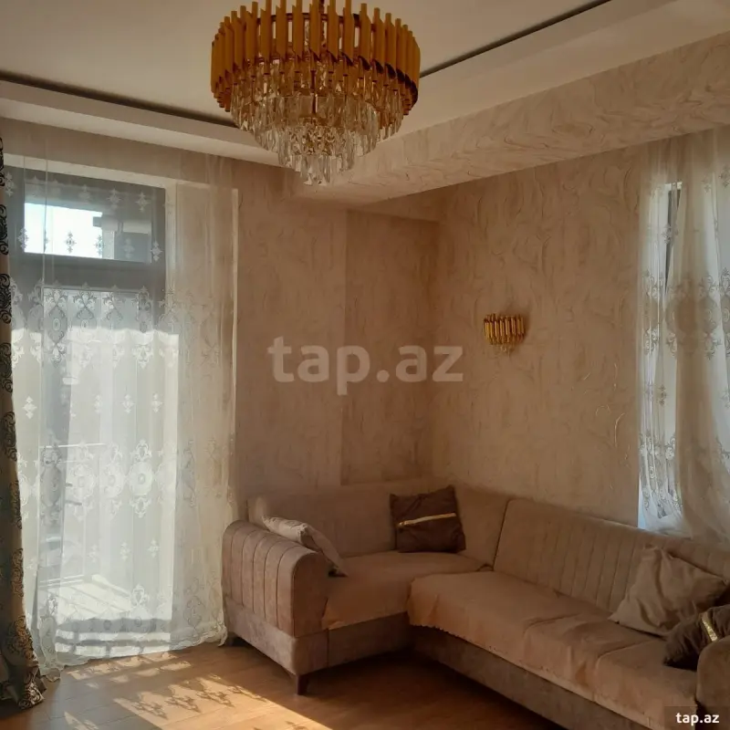 Kirayə verilir 3 otaqlı yeni tikili 120 m²