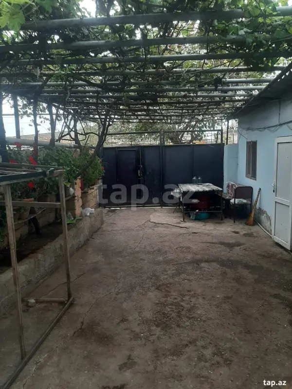 Satılır 4 otaqlı həyət evi 70 m²