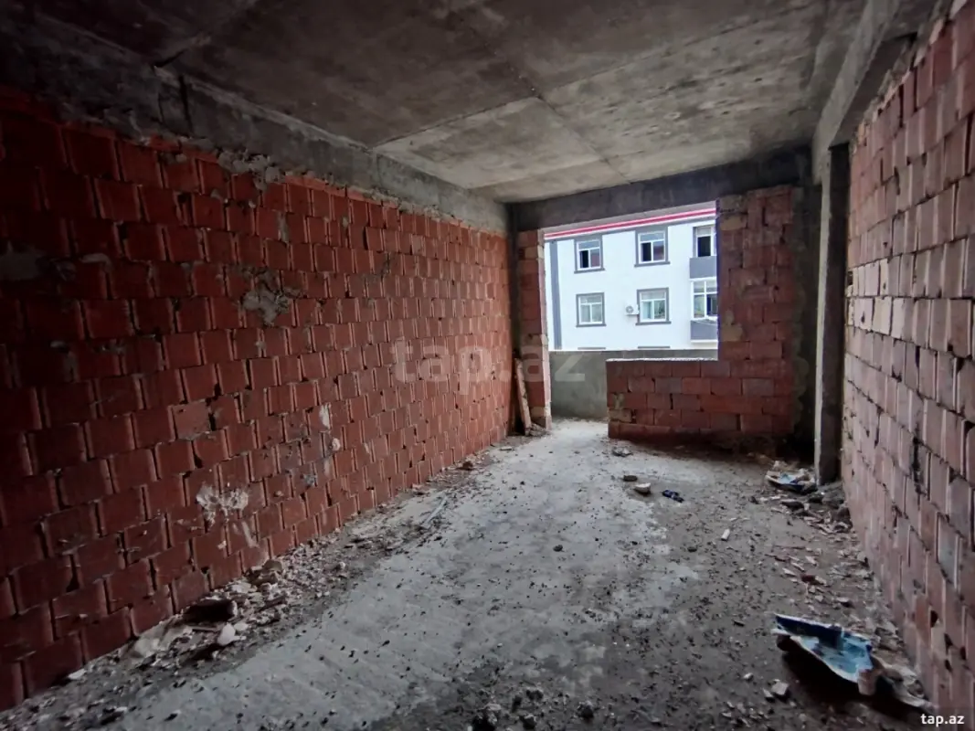 Satılır 2 otaqlı yeni tikili 82.4 m²
