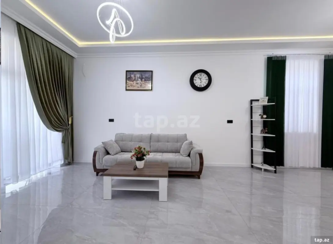 Kirayə verilir 3 otaqlı yeni tikili 95 m²