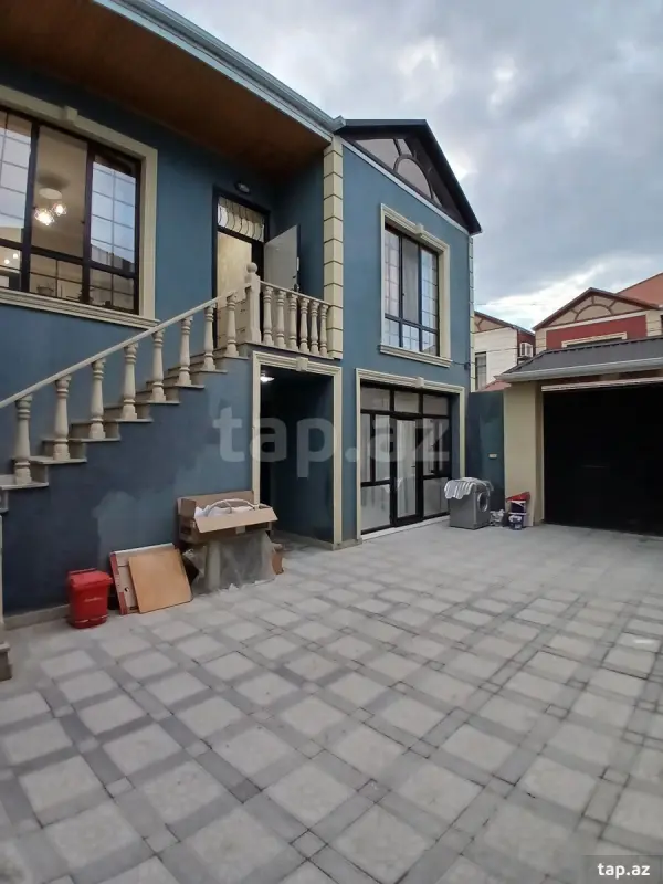 Satılır 8 otaqlı həyət evi 170 m²
