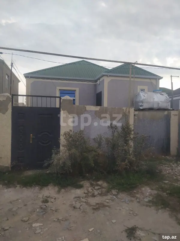 Satılır 2 otaqlı həyət evi 1 m²