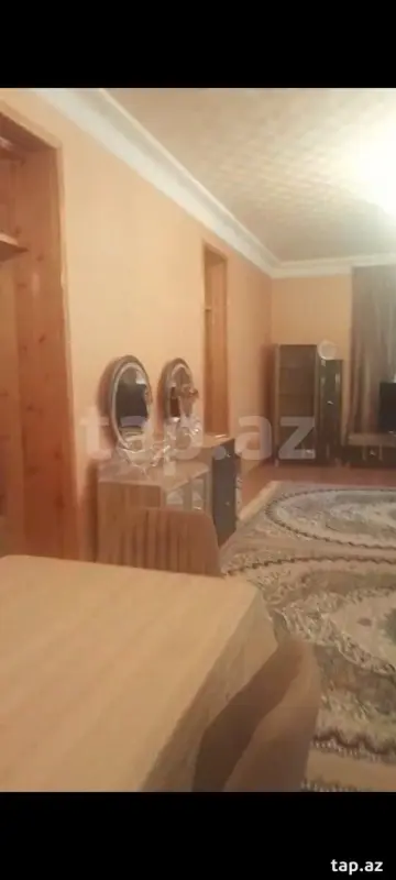 Satılır 4 otaqlı həyət evi 150 m²