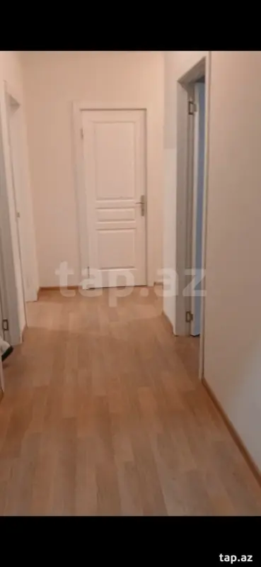 Satılır 3 otaqlı yeni tikili 73 m²