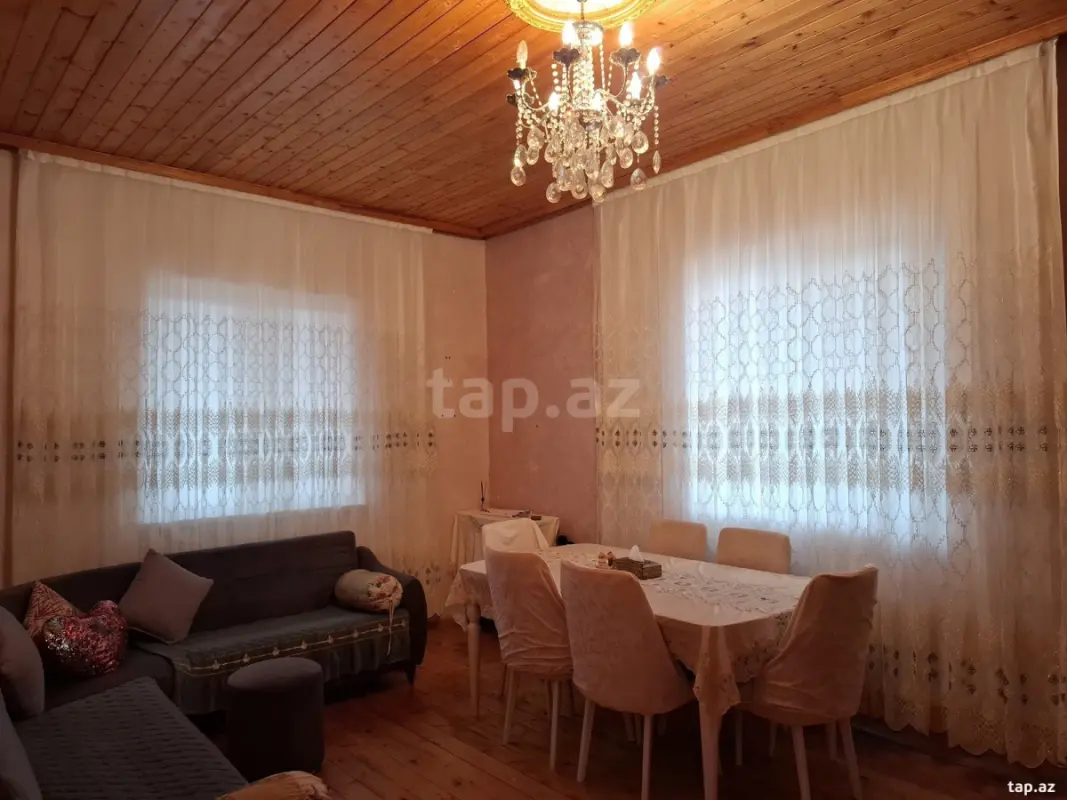 Satılır 3 otaqlı həyət evi 145 m²