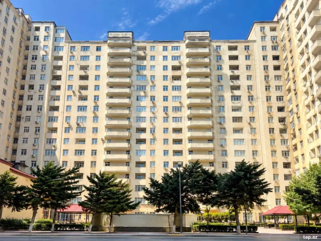 Satılır 3 otaqlı yeni tikili 95 m²