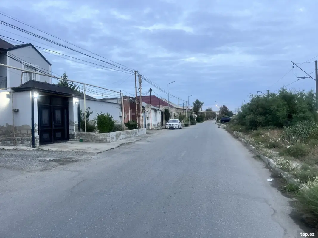 Satılır 4 otaqlı həyət evi 80 m²