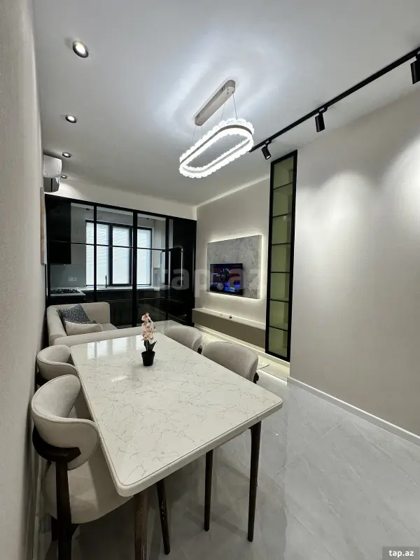 Satılır 2 otaqlı yeni tikili 56 m²