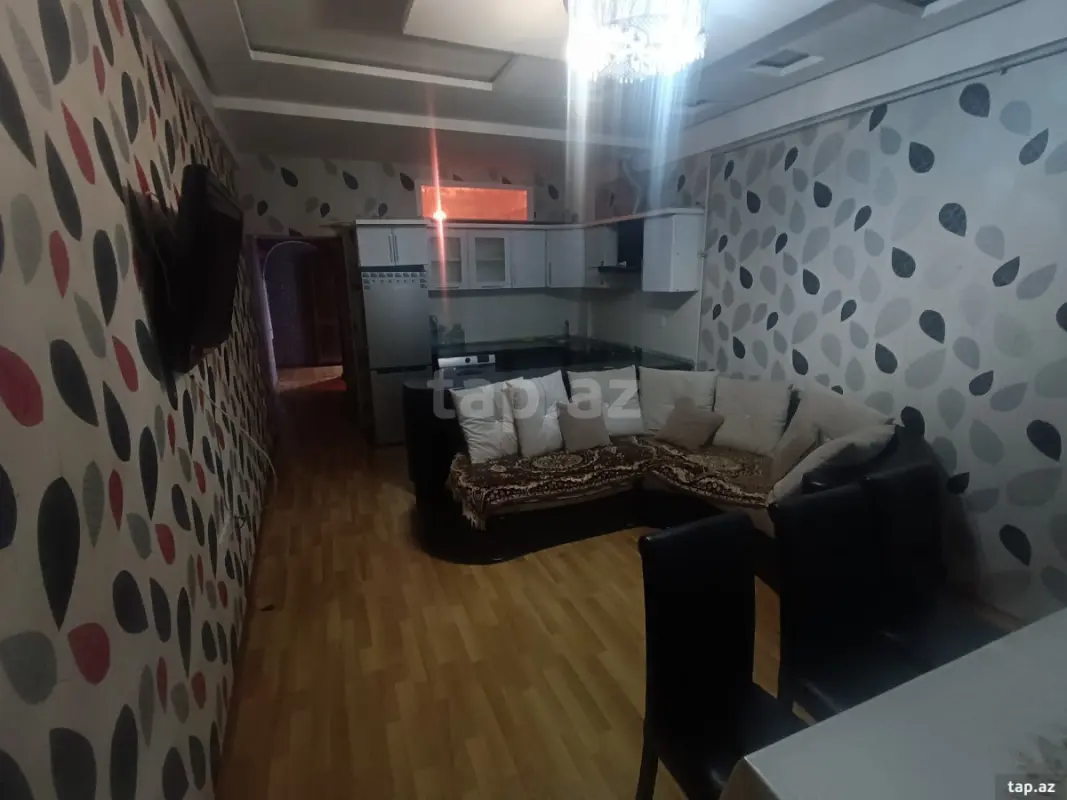 Kirayə verilir 2 otaqlı yeni tikili 50 m²