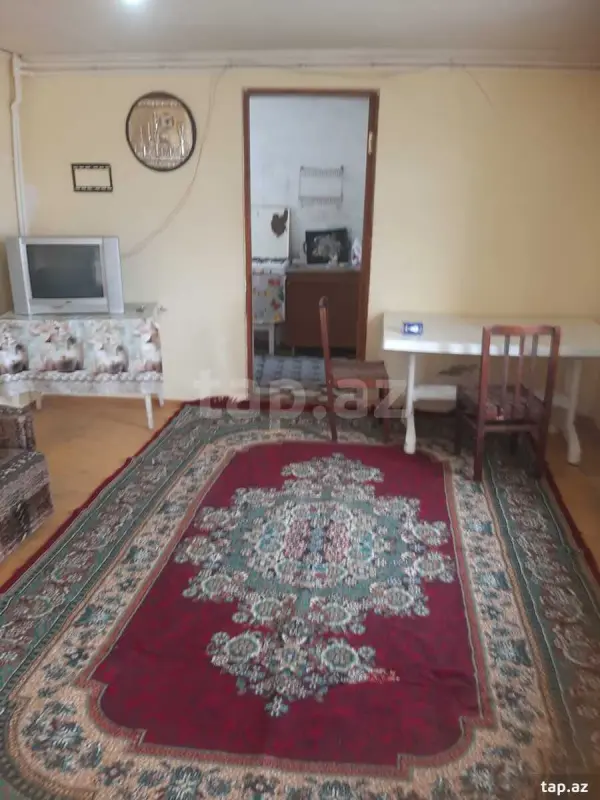 Kirayə verilir 2 otaqlı həyət evi 60 m²