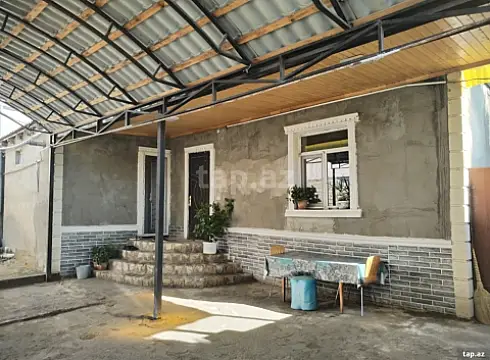 Satılır 4 otaqlı həyət evi 180 m² — Sumqayıt 4 otaq 180.00 m²