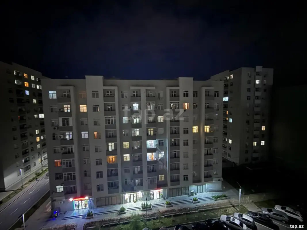 Satılır 3 otaqlı yeni tikili 74 m²