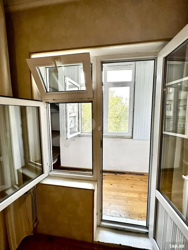 Satılır 2 otaqlı mənzil 65 m²