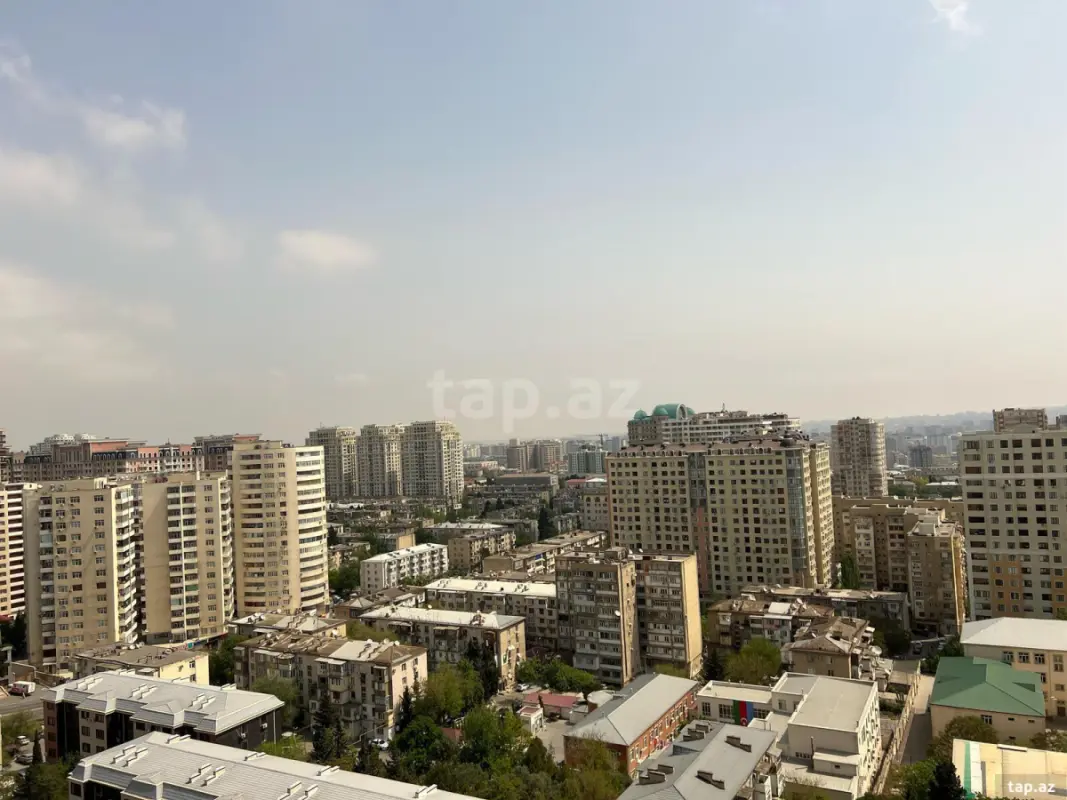 Satılır 3 otaqlı yeni tikili 160 m²