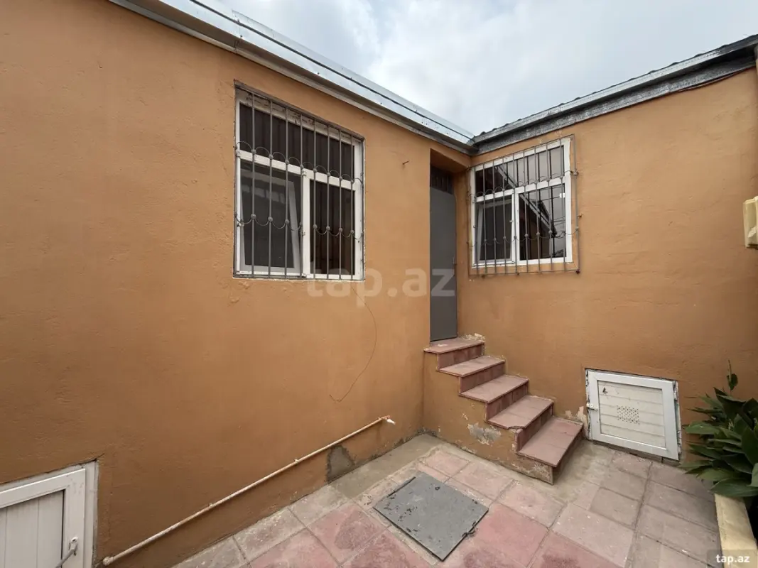 Satılır 3 otaqlı həyət evi 80 m²