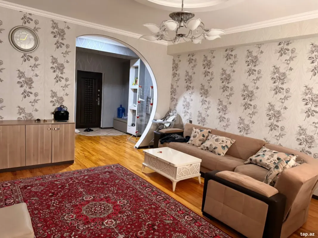 Satılır 3 otaqlı yeni tikili 92 m²