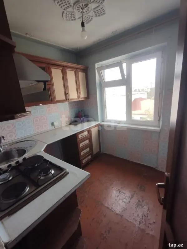 Kirayə verilir 3 otaqlı mənzil 48 m²