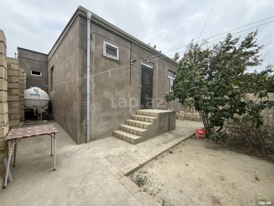 Kirayə verilir 2 otaqlı həyət evi 60 m²