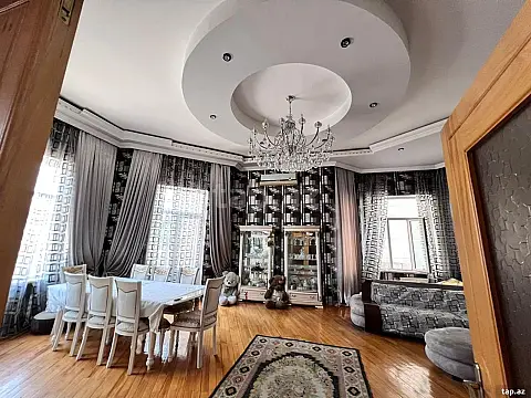 Satılır 15 otaqlı həyət evi 560 m² — Bakı, Badamdar 15 otaq 560.00 m²