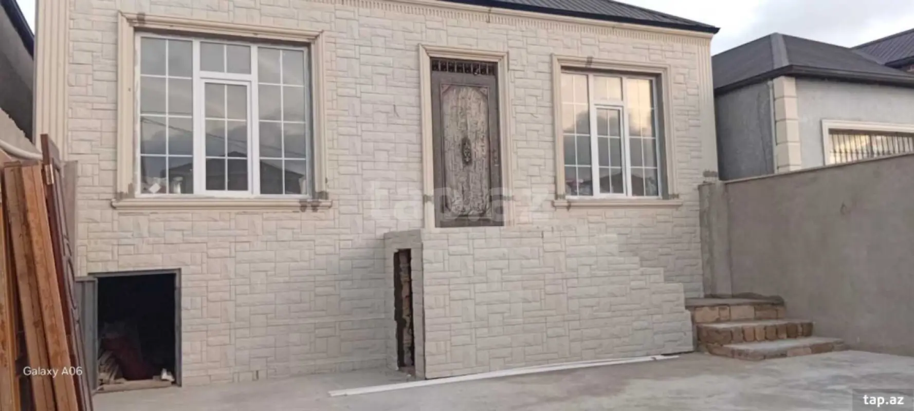 Satılır 4 otaqlı həyət evi 90 m²