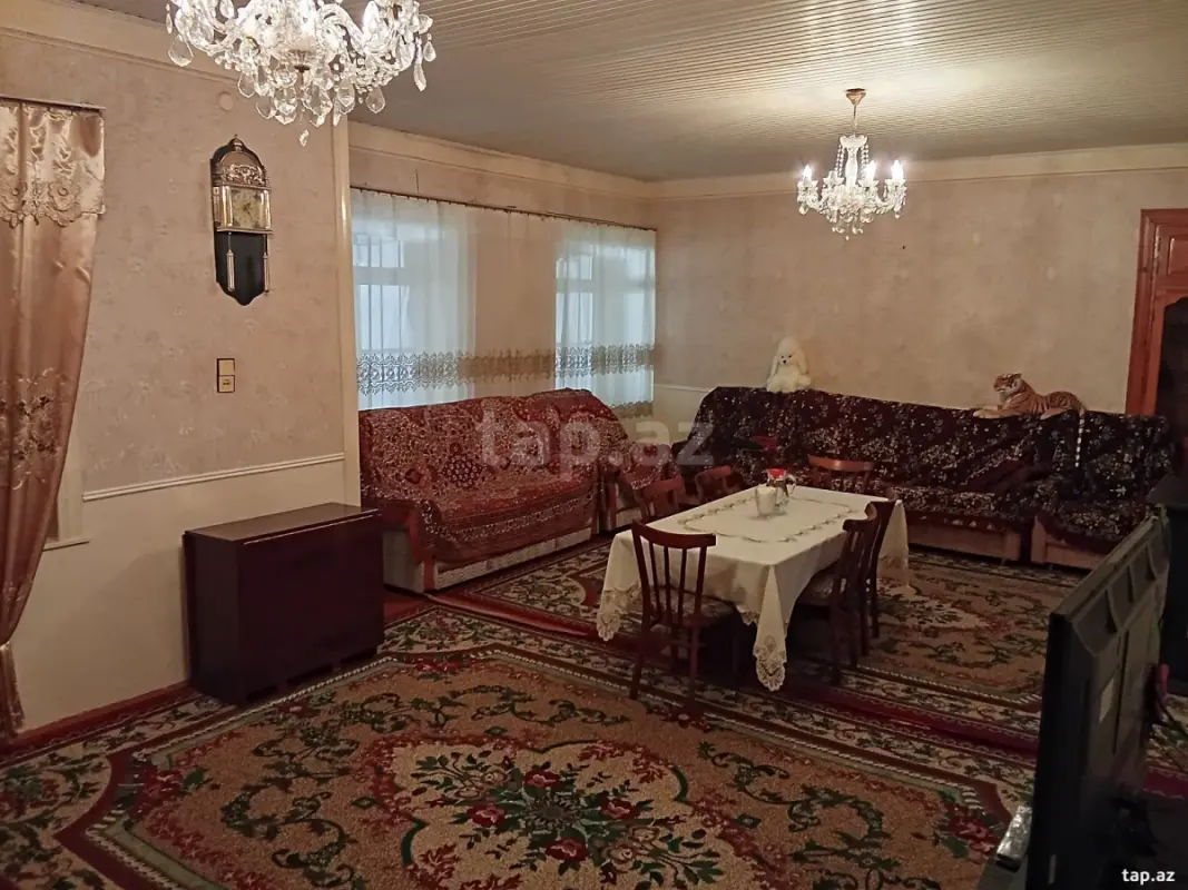 Satılır 4 otaqlı mənzil 100 m²