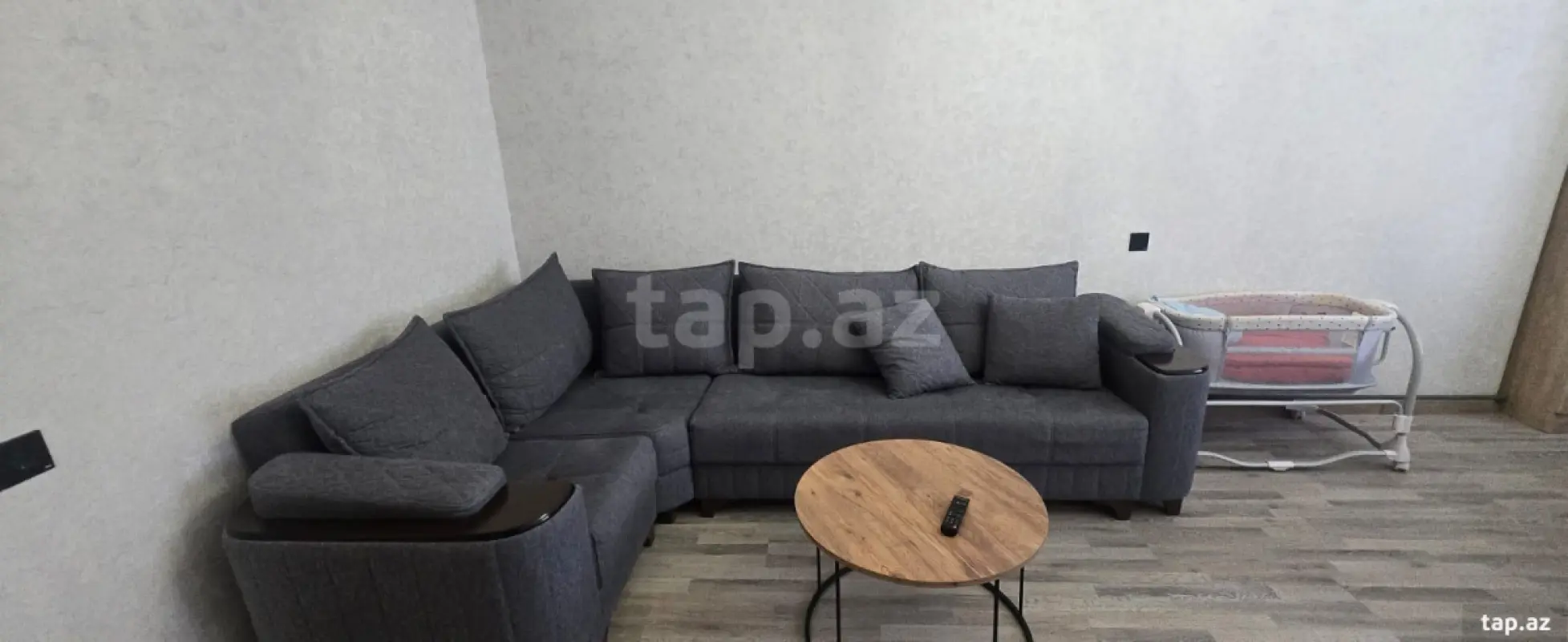 Kirayə verilir 2 otaqlı yeni tikili 75 m²