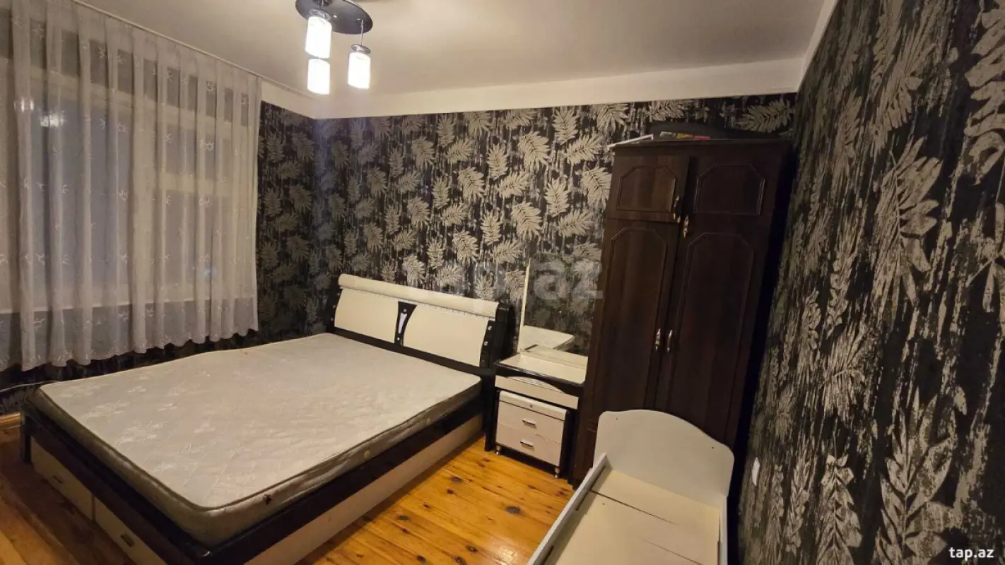 Kirayə verilir 4 otaqlı mənzil 80 m²