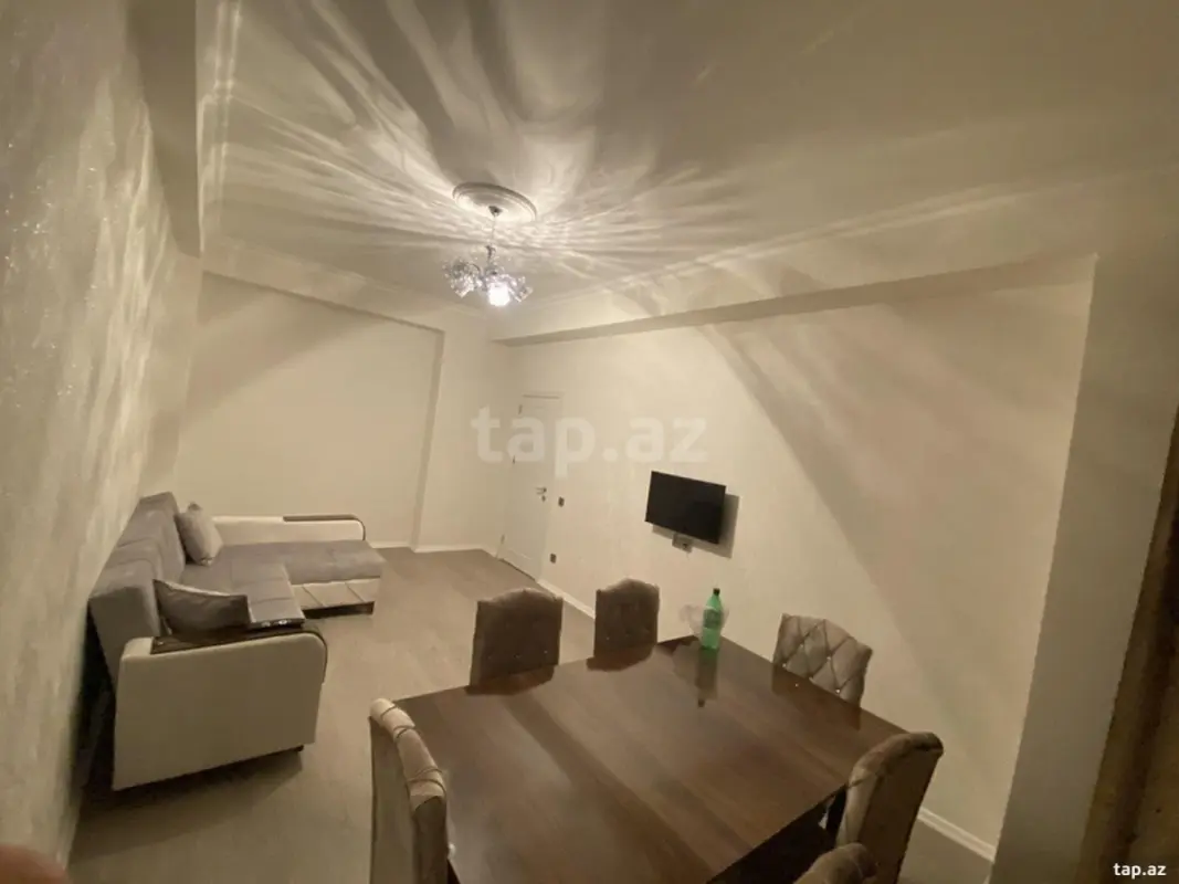 Kirayə verilir 2 otaqlı yeni tikili 69 m²