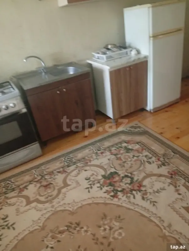 Kirayə verilir 1 otaqlı həyət evi 45 m²