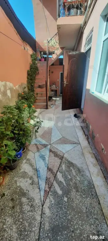 Kirayə verilir 2 otaqlı həyət evi 50 m²