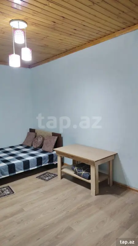 Kirayə verilir 2 otaqlı həyət evi 50 m²