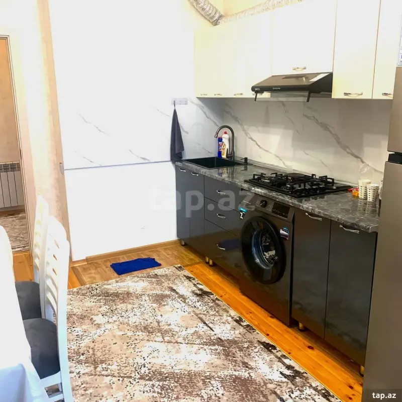 Kirayə verilir 2 otaqlı yeni tikili 80 m²