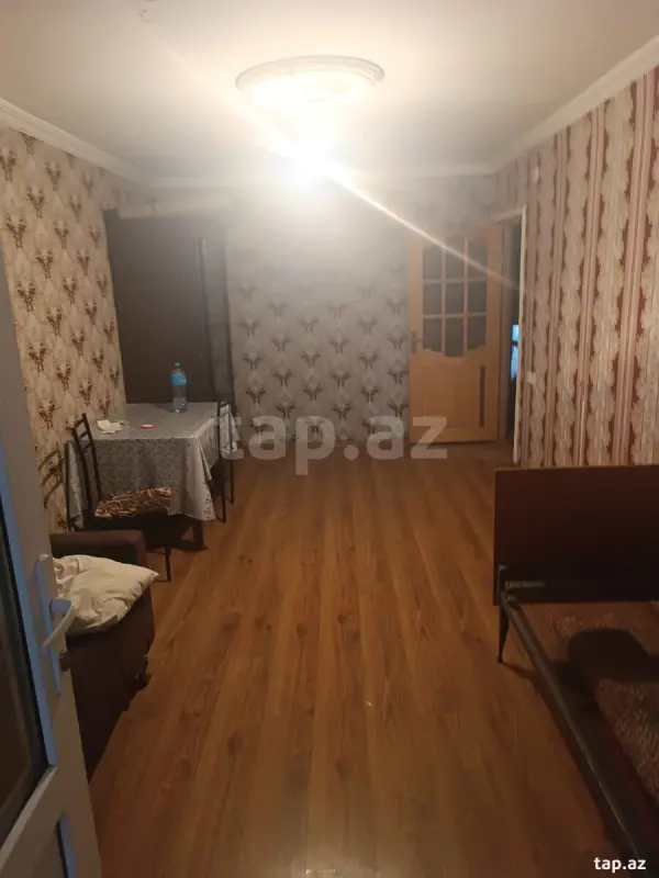 Kirayə verilir 2 otaqlı mənzil 30 m²