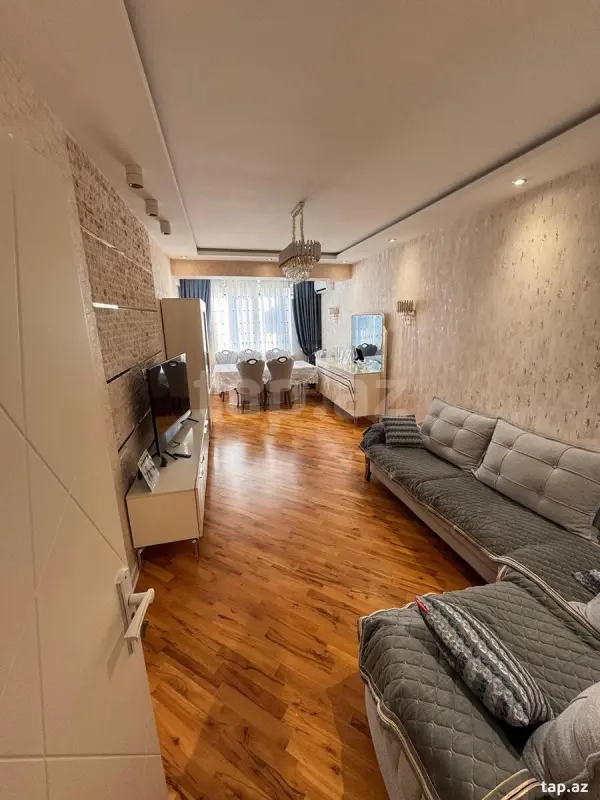 Satılır 4 otaqlı yeni tikili 135 m²
