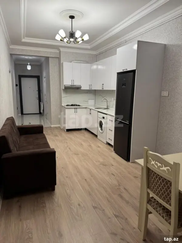 Kirayə verilir 2 otaqlı yeni tikili 65 m²